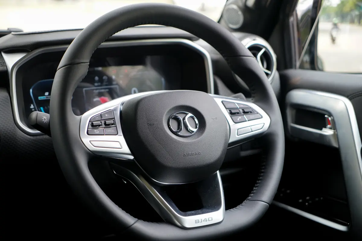 interior-2.webp